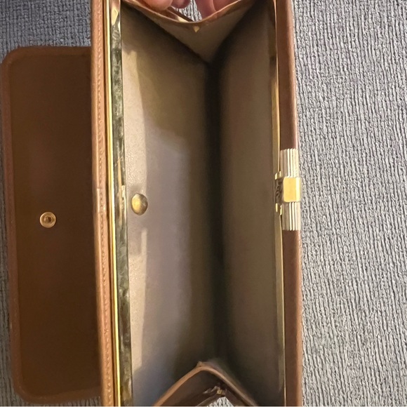 CHRISTIAN DIOR VTG Honeycomb Logo Monogram Frame Kisslock - Picture 6 of 6